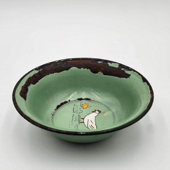 Vintage West Germany Enamelware Green Bowl Chicken With Chicks Motiff Farmhouse - Picture 6 of 6